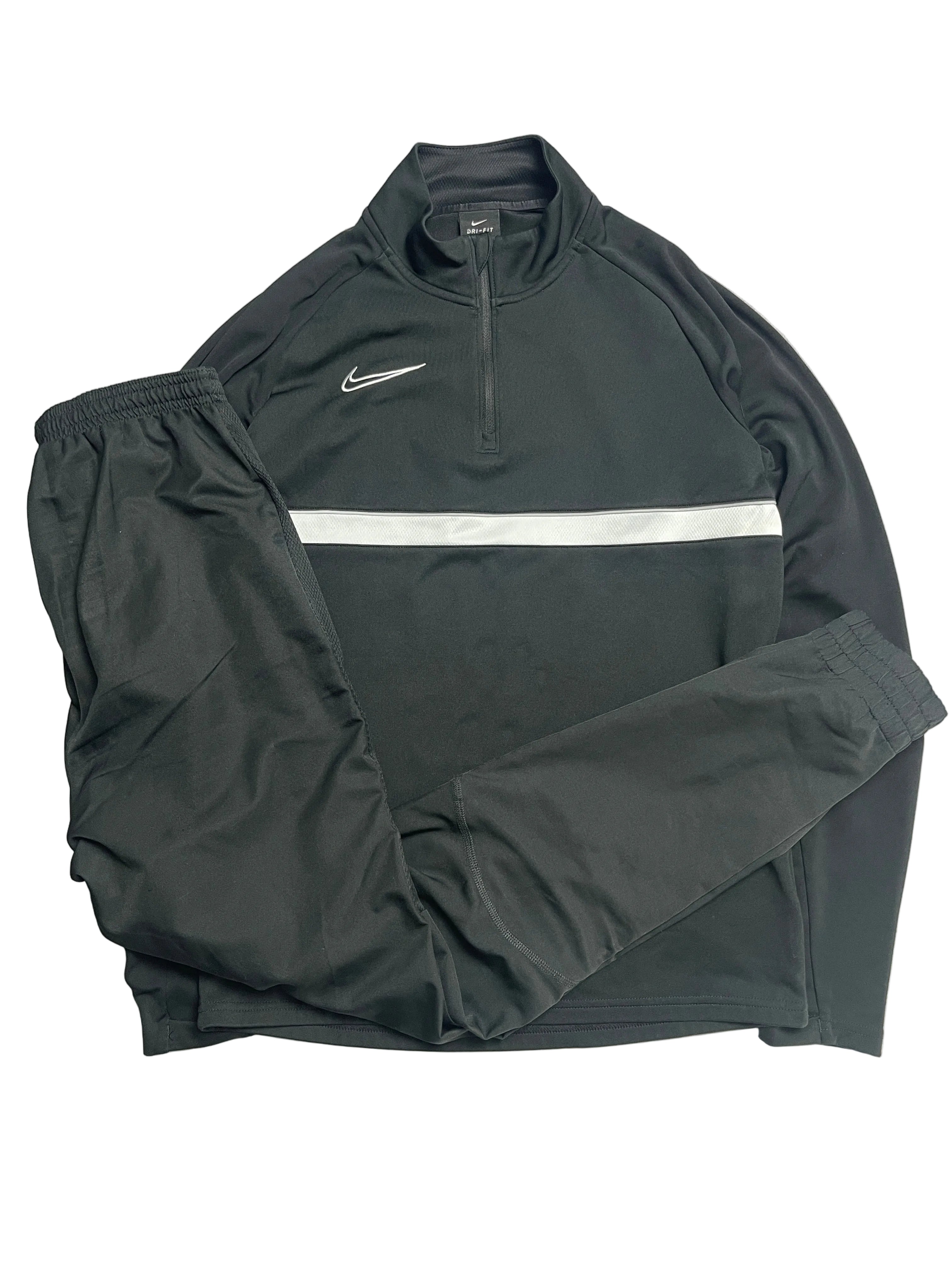 Nike Trainingsanzug S